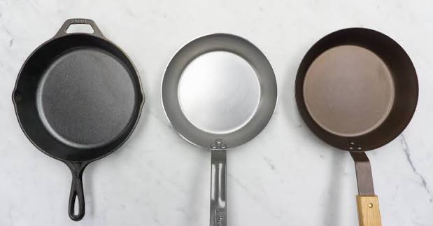 Cast Iron vs Carbon Steel: Which Pan Belongs in Your Kitchen
